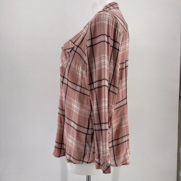 Torrid Top Taylor Pink Plaid Button Front Shirt Long Sleeve Size 2 - Picture 3 of 7